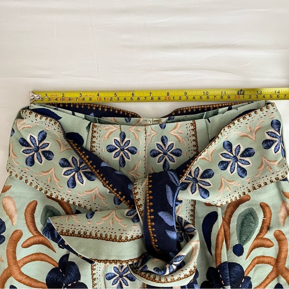 NWT FARM Rio Green Ocean Tapestry Belted Short 27 - Picture 12 of 13